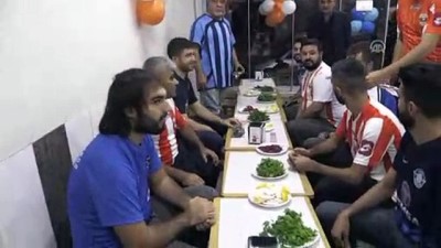 Adana'da derbi öncesi dostluk yemeği ....Haber eksik