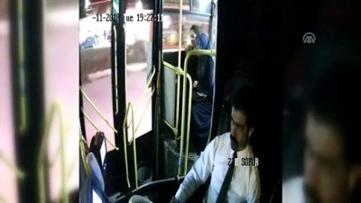 inisiyatif - Fenalaşan genci halk otobüsüyle hastaneye götürdü - KAYSERİ  Videosu