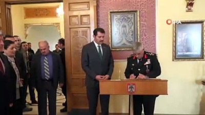 mustesna -  Jandarma Genel Komutanı Orgeneral Çetin Sivas'ta Videosu