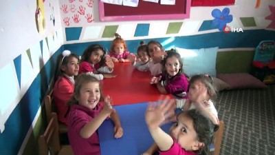 yardim cagrisi -  Okulunu öğrencileri ile birlikte yeniledi  Videosu