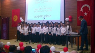 ogretmenlik - Kırgızistan'da 24 Kasım Öğretmenler Günü kutlaması - BİŞKEK Videosu