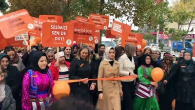 politika - AK Partili kadınlar şiddete karşı yürüdü - İZMİR Videosu