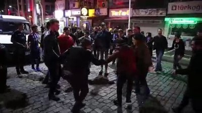 Bordo-mavili taraftarlar Fenerbahçe galibiyetini kutladı - TRABZON