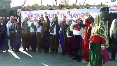 yoresel kiyafet - Eller horona kalktı - DÜZCE  Videosu