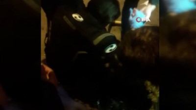 rogar kapagi -  Polis uyuşturucuyu kanalizasyondan çıkardı  Videosu