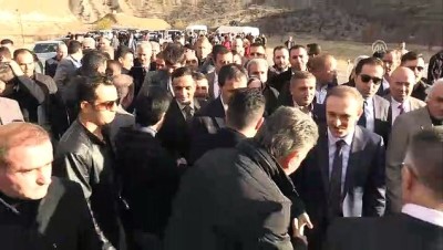 kanaat onderleri - AK Parti'nin Hakkari Belediye Başkan Adayı Epcim'e coşkulu karşılama Videosu