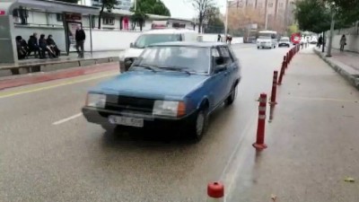 guvenlik kamerasi -  Bursa'da saniye saniye ölüm... Otomobilin motosiklete çarptığı anlar kamerada  Videosu