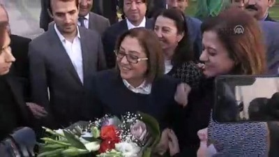 Fatma Şahin'i duygulandıran karşılama - GAZİANTEP