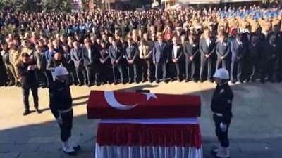 cenaze araci -  Giresun şehidi memleketine uğurlandı  Videosu