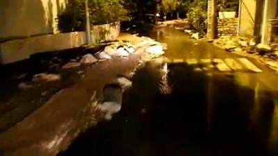 Bodrum'da içme suyu hattı patladı 