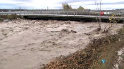tavuk ciftligi -  Edirne'de sel: 1 kişi kayıp  Videosu