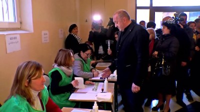 cumhurbaskani secimi - Gürcistan'da cumhurbaşkanı seçimi - TİFLİS  Videosu