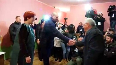 cumhurbaskani secimi -  Gürcistan’da Halk Cumhurbaşkanını Seçmek İçin Sandık Başında  Videosu