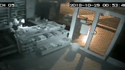 guvenlik kamerasi - Şanlıurfa'da hırsızlık anı güvenlik kameralarına yansıdı Videosu