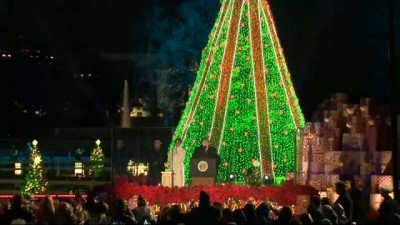 Trump ABD Ulusal Noel Ağacı'nın açılışını yaptı