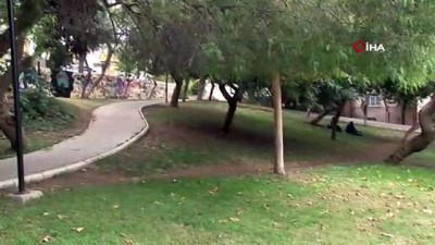 katil zanlisi -  Parkta fotoğraf çektirdiği için öldürüldü  Videosu