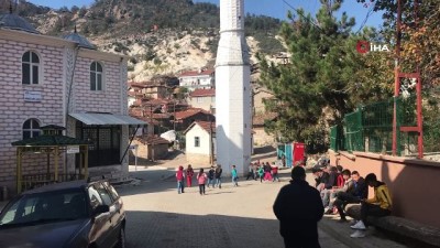 mantar toplama -  Bursa'da mantar faciası: Baba öldü, oğlu yaşam mücadelesi veriyor  Videosu