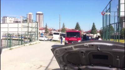  İtfaiye ve öğrencilerden kedi kurtarma operasyonu 