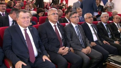 salmas -  - Yargıtay Başkanı Cirit: 'Her 30 hekimden biri yasal şikayete uğruyor'  Videosu