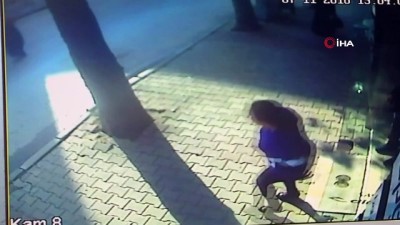  1 yaşındaki Melisa kreşteki yatağında ölü bulundu... Bakıcının panik halleri kamerada