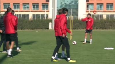 Ertuğrul Sağlam: “Galatasaray maçından 3 puan alıp geleceğe umutla bakacağız” 