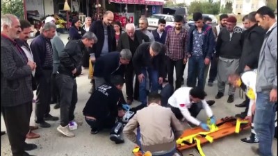 Otomobil ile motosiklet çarpıştı - ADIYAMAN 