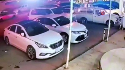  - Suudi Arabistan’da Şoför Berber Dükkanına Daldı: 1 Ölü