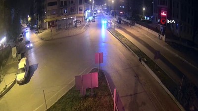 mobese kameralari -  Trafik magandası otomobili ile böyle drift yaptı  Videosu