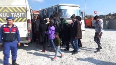 jandarma komutanligi -  Çanakkale'de Afgan uyruklu 43 mülteci yakalandı Videosu