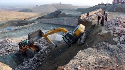 is makinesi - İnşaat sahasında göçük: 1 yaralı - HATAY Videosu