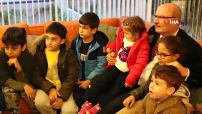 cizgi film -  ATO Başkanı'ndan 'Rafadan Tayfa' stüdyosuna ziyaret  Videosu