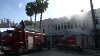 ogretim gorevlisi -  - Akdeniz Üniversitesi’nde korkutan yangın  Videosu