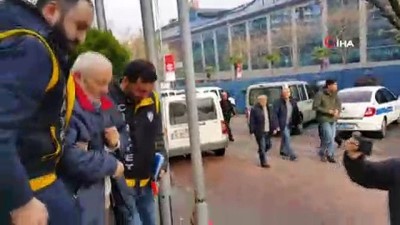 katil zanlisi -  Eşinin boğazını keserek öldürmüştü... 79 yaşındaki zanlısı Cinayet Masasına teşekkür etti 'pişmanım' dedi  Videosu