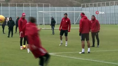 kalp krizi - Hakan Keleş: 'Ankaragücü maçında 3 puan hedefliyoruz' Videosu