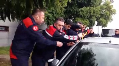 bebek - Otomobilde mahsur kalan bebek kurtarıldı - ADANA  Videosu