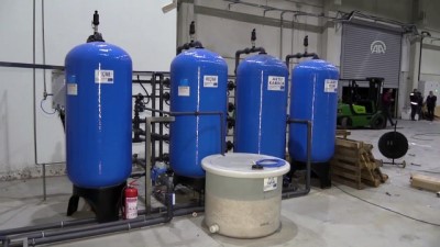 sahte icki operasyonu - Sirke fabrikasına sahte içki operasyonu Videosu