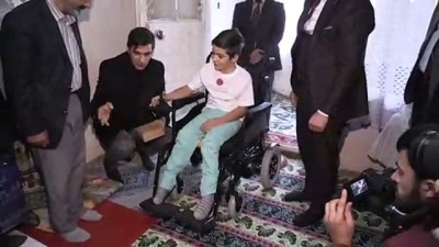 engelli ogrenci - Akülü sandalyeye kavuşan Ferhat okula gidebilecek - AĞRI Videosu