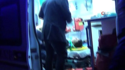  Evlerinin önünde baba oğula silahlı saldırı: 1 ölü, 1 yaralı