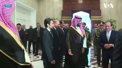 Suudi Veliaht Prense Mısır’da Sıcak Karşılama