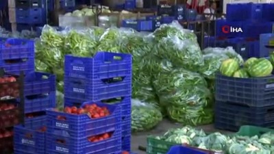 toptanci hali -  Antalya’da yılbaşı öncesi artan ürün fiyatları üreticiyi sevindirdi Videosu
