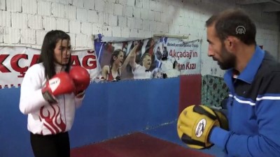 kum torbasi - Avrupa şampiyonu boksör gözünü dünya şampiyonluğuna dikti - MALATYA  Videosu