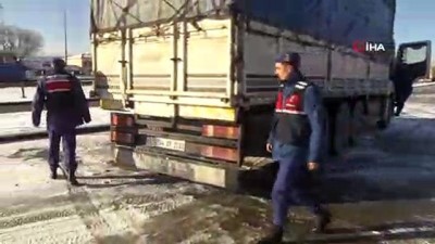 trafik denetimi -  Jandarmadan otoyolda droneli trafik denetimi  Videosu