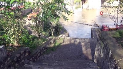 pazar gunu -  Dicle’de su seviyesi normalleşmeye başladı, insanlar bölgeye akın etti  Videosu