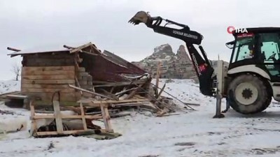 at ciftligi -  Kapadokya’da kaçak yapı yıkımları devam ediyor  Videosu