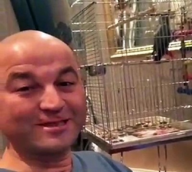 Murat Özdemir'den papağana işkence