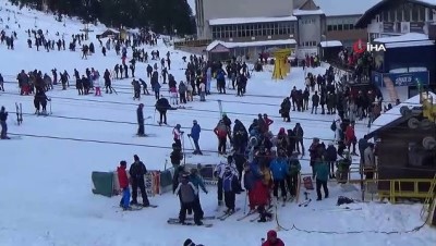 kar yagisi -  Uludağ'da kayak pistleri sis nedeniyle boş kaldı Videosu