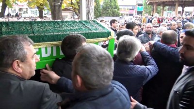 kabristan -  Hamam faciasında hayatını kaybeden doktor son yolculuğuna uğurlandı  Videosu