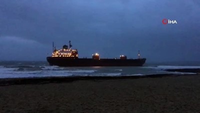 kargo gemisi -  - İngiltere’de Rus Kargo Gemisi Karaya Oturdu  Videosu