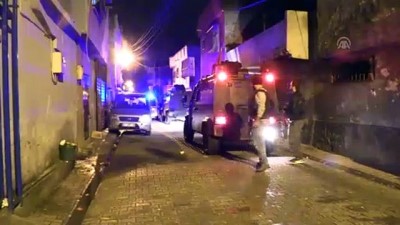 zirhli araclar - Adana'da silahlı ve bıçaklı saldırı: 1 yaralı  Videosu