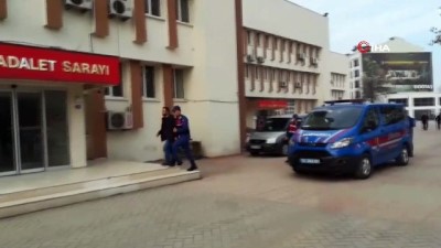 ozel sektor -  FETÖ'cüler yurt dışına kaçmaya çalışırken yakalandı  Videosu